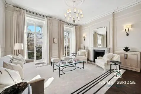 6 bedroom House for sale