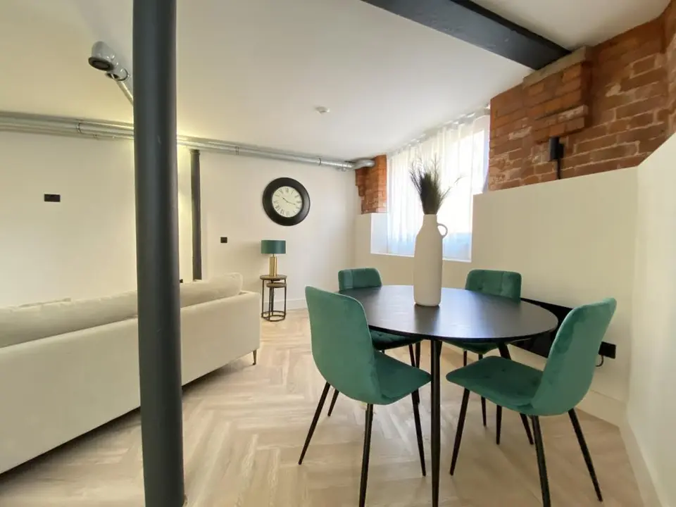 3 bedroom apartment to rent