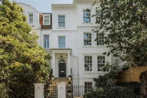6 bedroom Terraced for sale