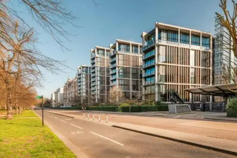 5 bedroom Apartment for sale