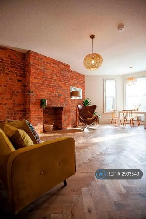 2 bedroom flat to rent