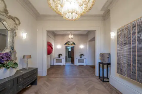 7 bedroom Semi-Detached for sale