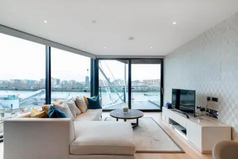 3 bedroom Flat to rent