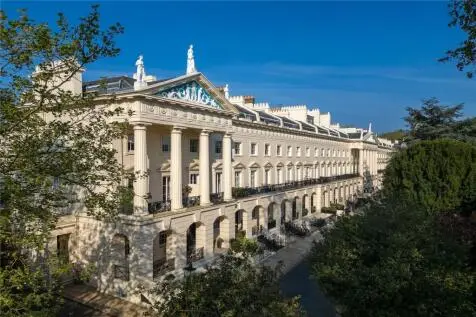 7 bedroom Terraced for sale