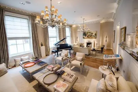 4 bedroom Flat for sale