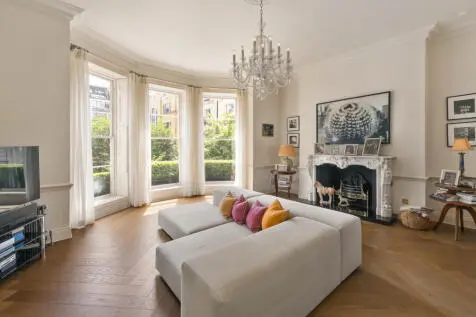 6 bedroom House for sale
