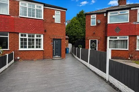 2 bedroom semi-detached house for sale