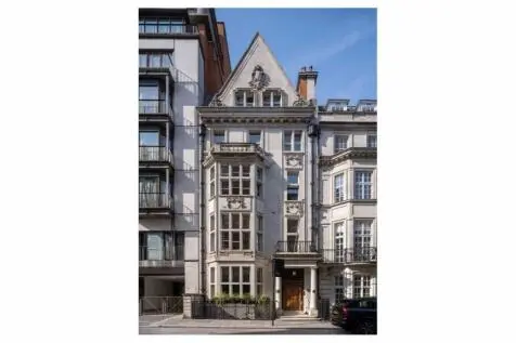 7 bedroom House for sale