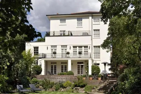 5 bedroom House for sale